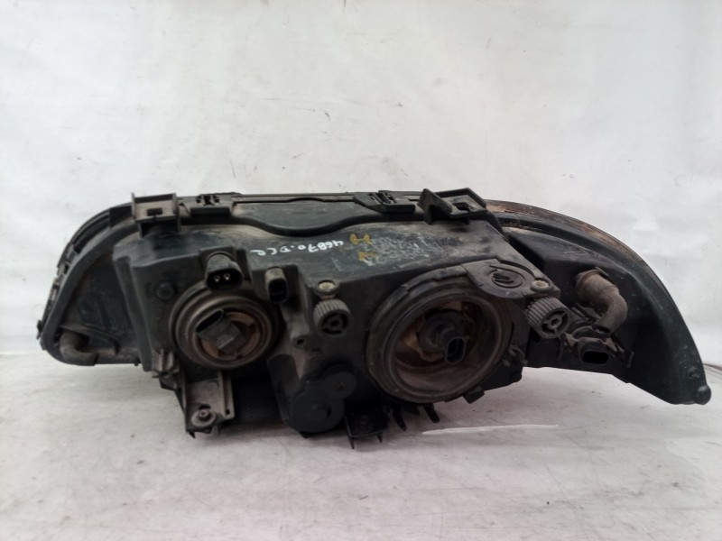 Recambio de faro derecho para bmw serie 5 berlina (e39) 530d referencia OEM IAM 15214000 15214000 15214000