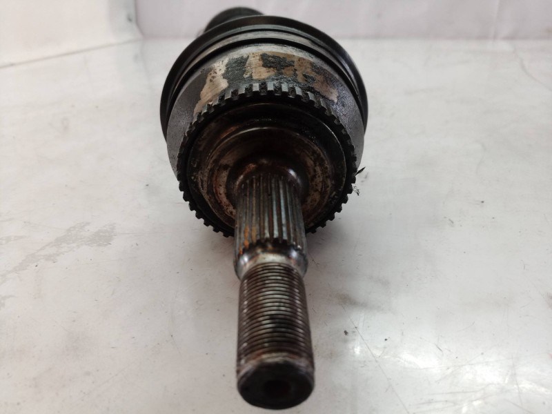 Recambio de transmision delantera derecha para volvo s40 berlina 1.9 diesel cat referencia OEM IAM P614084 P614084 P614084