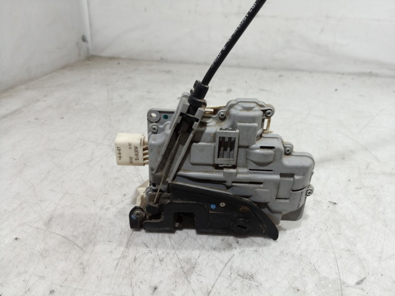 Recambio de cerradura puerta trasera derecha para seat leon (1p1) emocion referencia OEM IAM 1P0839016 1P0839016 1P0839016