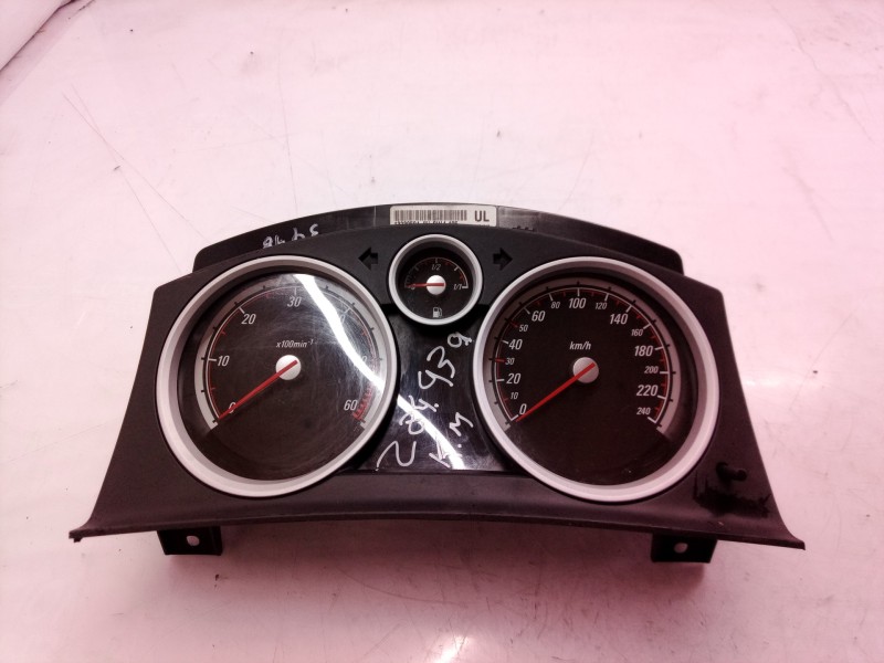 Recambio de cuadro instrumentos para opel astra gtc sport referencia OEM IAM 13230594 13230594 A2C53024902