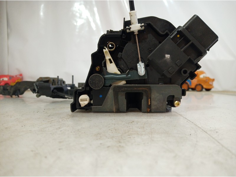 Recambio de cerradura puerta trasera izquierda para ford focus berlina (cap) referencia OEM IAM 4M5AR26413BC 4M5AR26413BC 4M5AR2