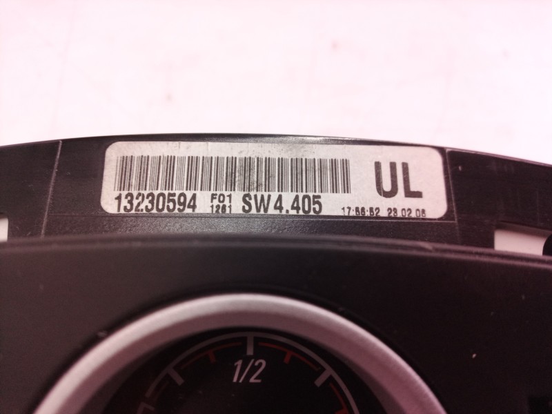 Recambio de cuadro instrumentos para opel astra gtc sport referencia OEM IAM 13230594 13230594 A2C53024902