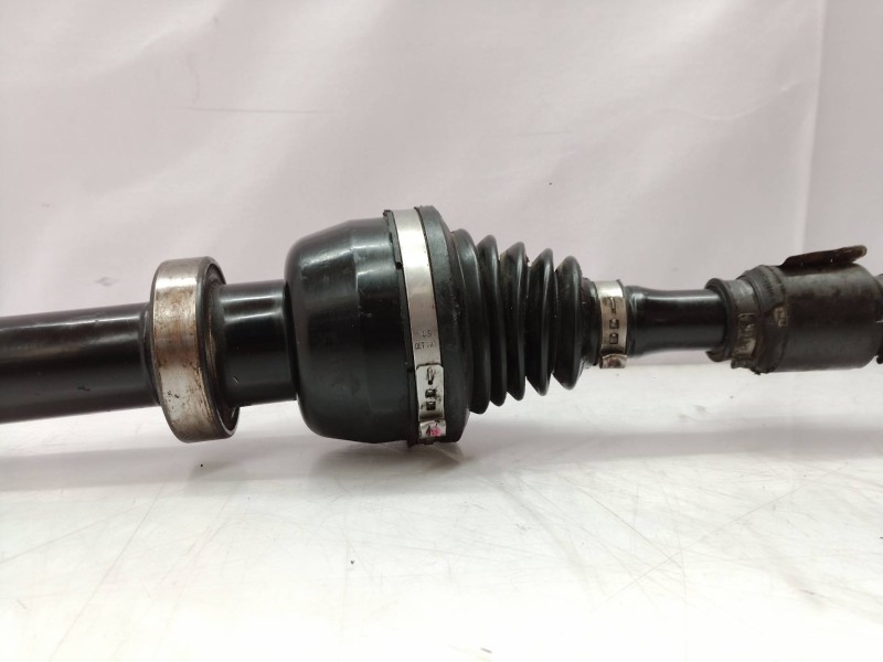 Recambio de transmision delantera derecha para volvo s40 berlina 1.9 diesel cat referencia OEM IAM P614084 P614084 P614084