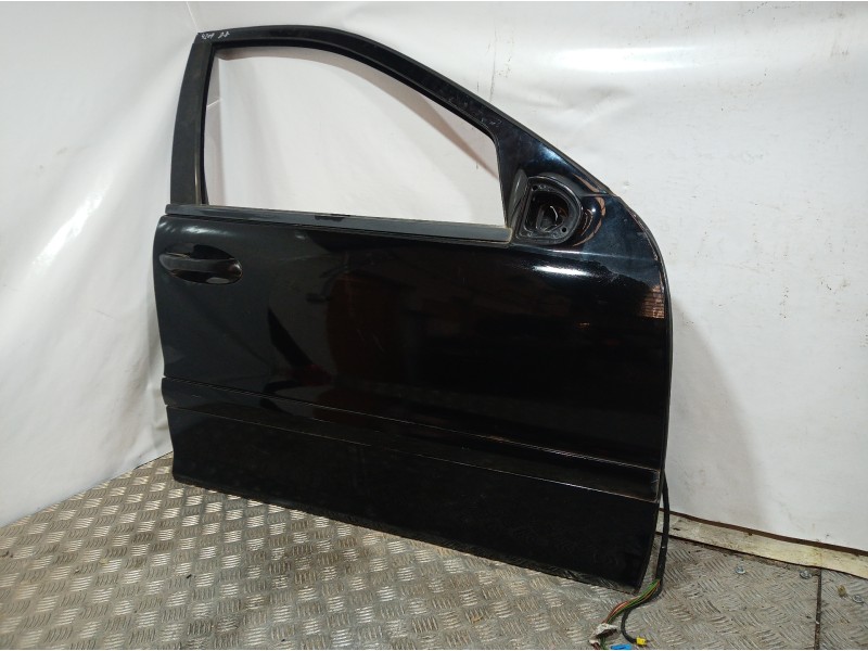 Recambio de puerta delantera derecha para mercedes-benz clase c (w203) berlina 220 cdi (203.006) referencia OEM IAM   