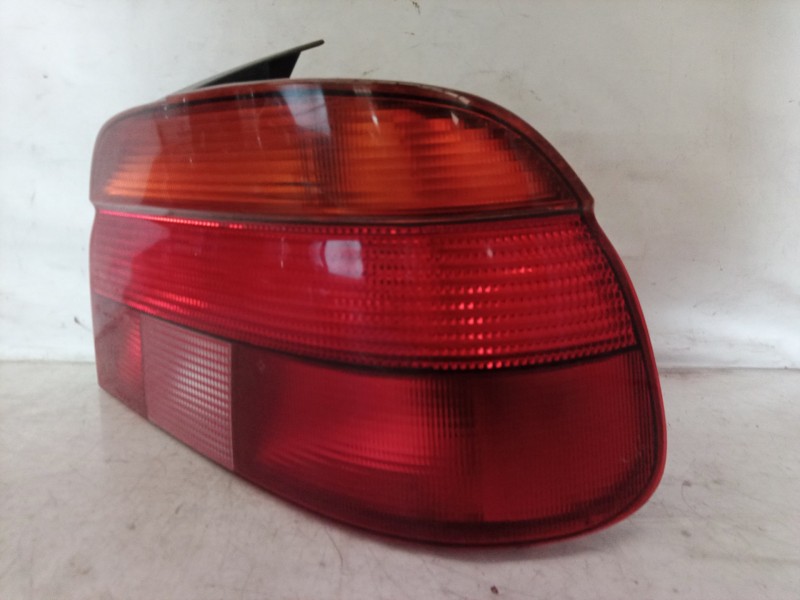 Recambio de piloto trasero derecho para bmw serie 5 berlina (e39) 530d referencia OEM IAM   