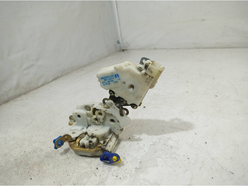 Recambio de cerradura puerta delantera derecha para nissan almera (n16/e) referencia OEM IAM 8055261 8055261 8055261