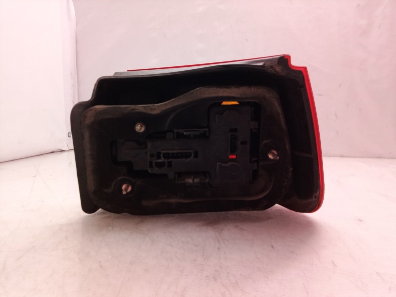 Recambio de piloto trasero izquierdo para seat ibiza (6k1) select referencia OEM IAM   