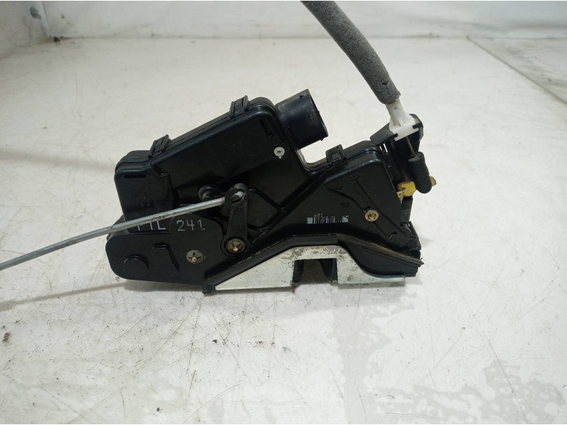 Recambio de cerradura puerta delantera izquierda para bmw serie 3 touring (e46) 330xi referencia OEM IAM   