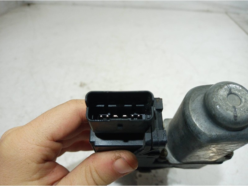 Recambio de motor elevalunas trasero derecho para renault vel satis (bj0) referencia OEM IAM 8200008332 8200008332 8200008332