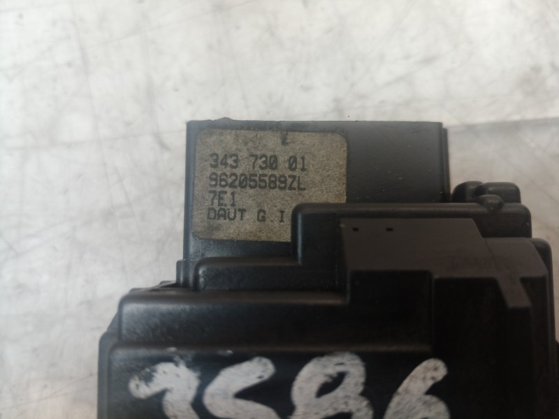 Recambio de mando limpia para citroën xsara berlina 1.6 16v tonic referencia OEM IAM 34373001 34373001 34373001