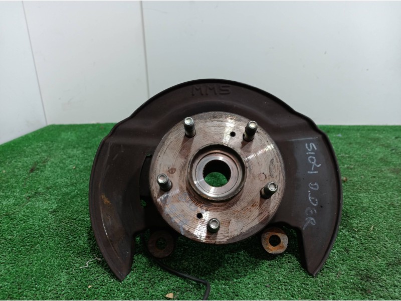 Recambio de mangueta delantera derecha para honda cr-v (re) executive referencia OEM IAM   