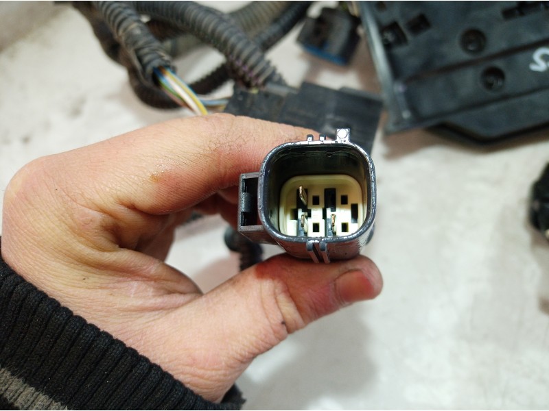 Recambio de caja reles / fusibles para ford c-max edition referencia OEM IAM AV6T14A067AD AV6T14A067AD AV6T14A067