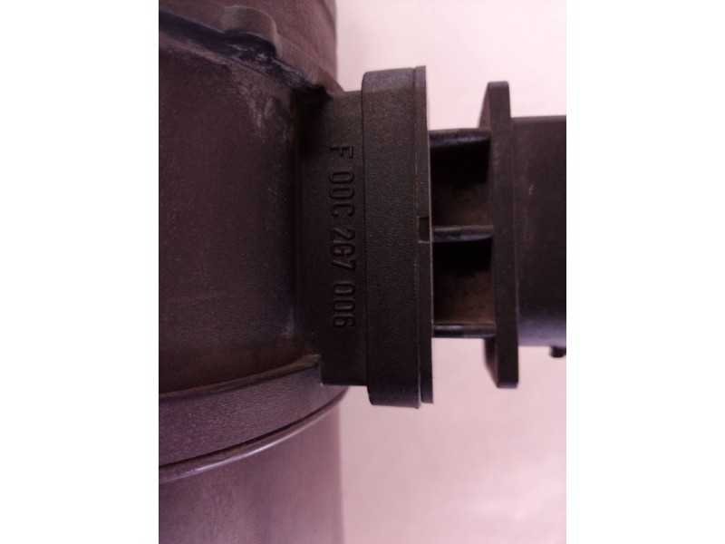 Recambio de caudalimetro para jeep gr. cherokee (wh) 3.0 crd laredo referencia OEM IAM 0281002656 A0000942248 F00C2G7006