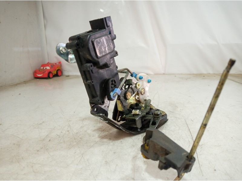 Recambio de cerradura puerta delantera izquierda para hyundai accent (lc) 1.3 cat referencia OEM IAM   