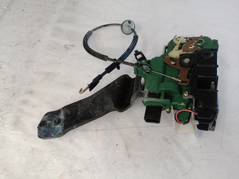 Recambio de cerradura puerta trasera derecha para skoda superb (3u4) elegance referencia OEM IAM   