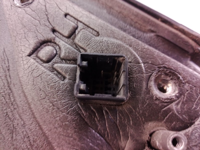 Recambio de retrovisor derecho para kia carens referencia OEM IAM   