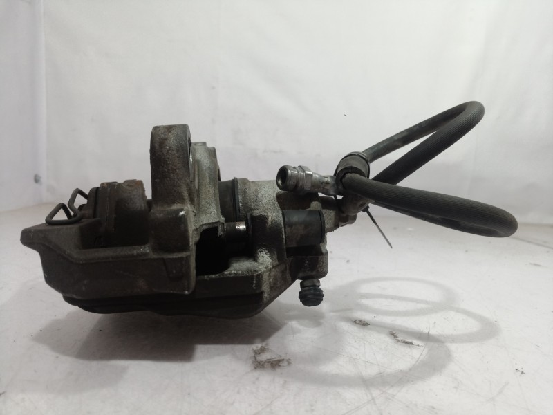 Recambio de pinza freno delantera derecha para seat leon (1p1) emocion referencia OEM IAM 11819000671 11819000671 11819000671