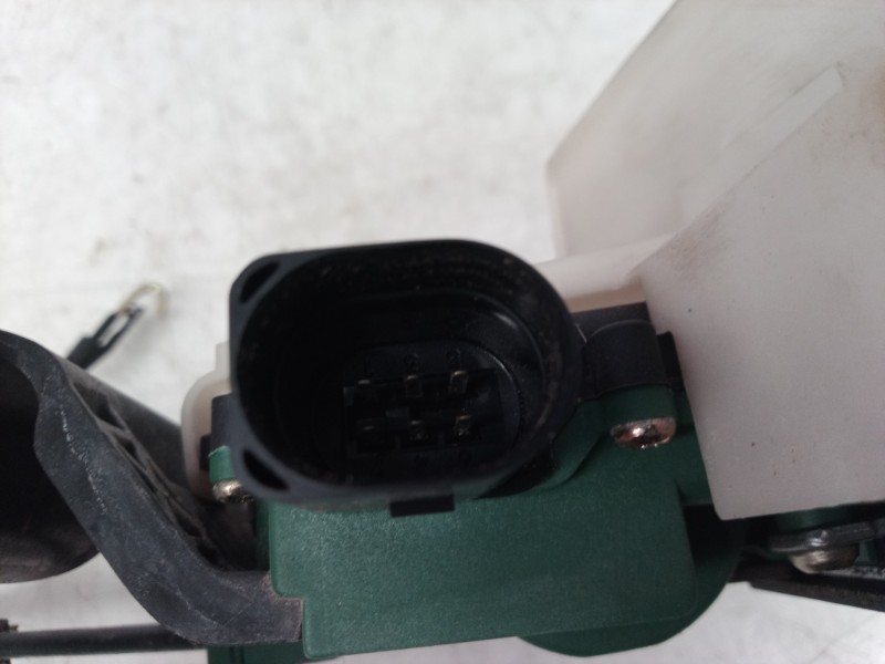 Recambio de cerradura puerta trasera izquierda para skoda superb (3u4) elegance referencia OEM IAM   