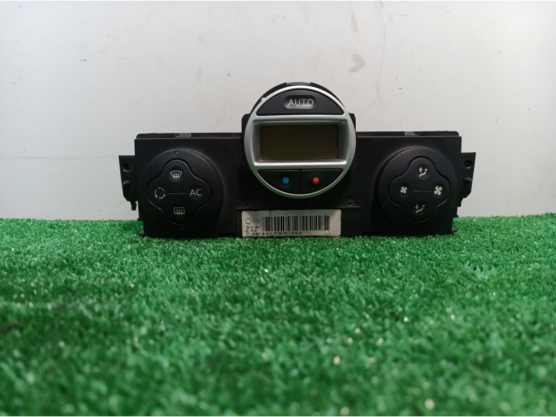 Recambio de mando climatizador para renault scenic ii referencia OEM IAM 8200344842 8200344842 8200344842