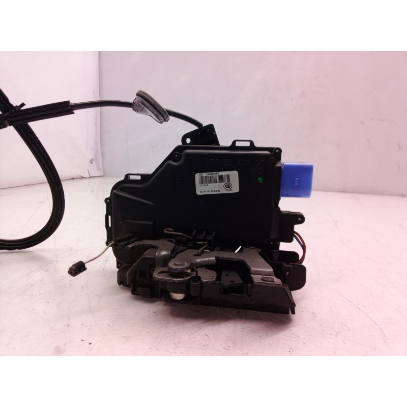 Recambio de cerradura puerta trasera derecha para volkswagen touran (1t2) traveller referencia OEM IAM 7L0839016D 7L0839016 7L08