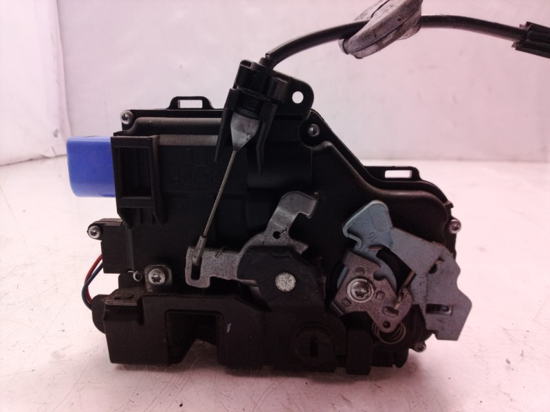 Recambio de cerradura puerta trasera derecha para volkswagen touran (1t2) traveller referencia OEM IAM 7L0839016D 7L0839016 7L08