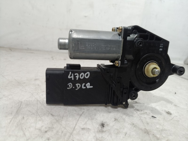 Recambio de motor elevalunas delantero derecho para skoda superb (3u4) elegance referencia OEM IAM 0130821694 0130821694 0130821