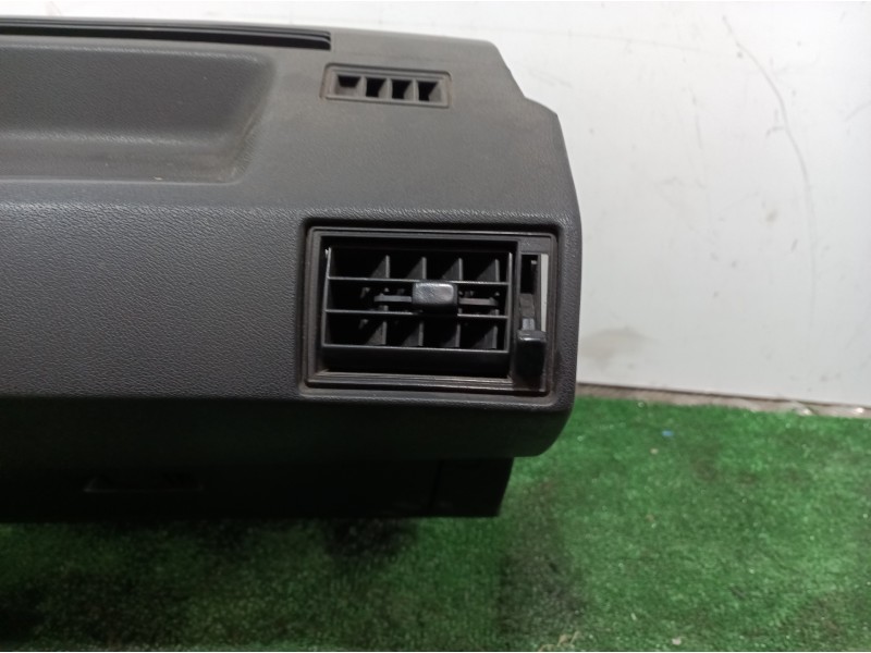 Recambio de salpicadero para volkswagen polo (867/871/873) azur coupe referencia OEM IAM 867857075 867857075 867857075