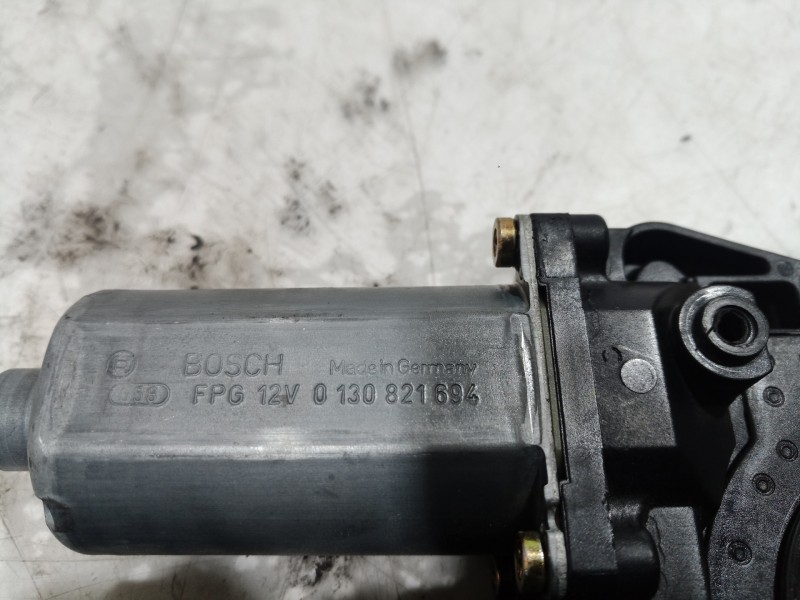 Recambio de motor elevalunas delantero derecho para skoda superb (3u4) elegance referencia OEM IAM 0130821694 0130821694 0130821