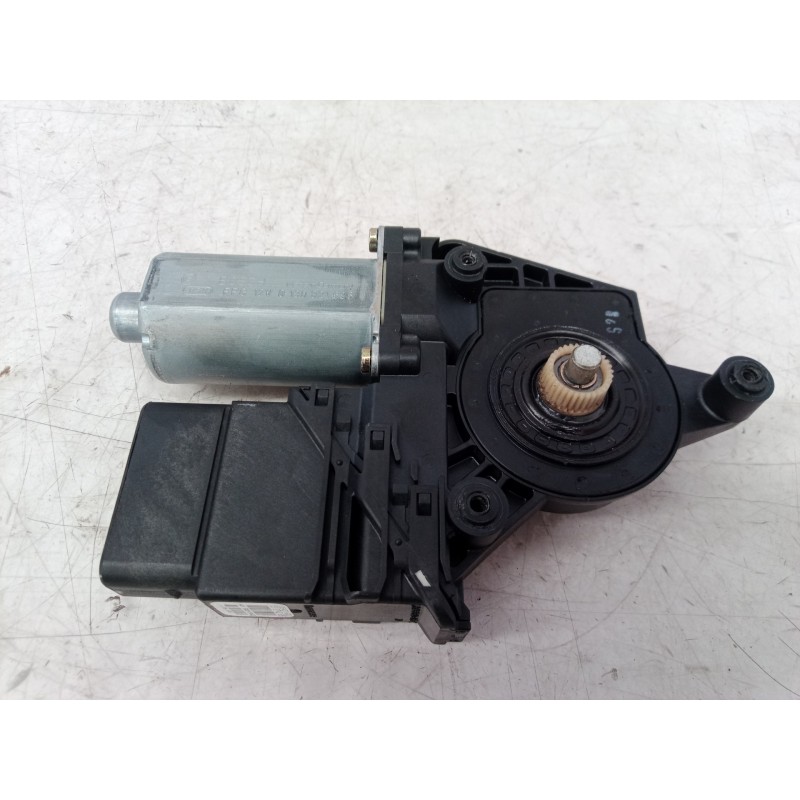 Recambio de motor elevalunas trasero derecho para skoda superb (3u4) elegance referencia OEM IAM 0130821696 0130821696 013082169