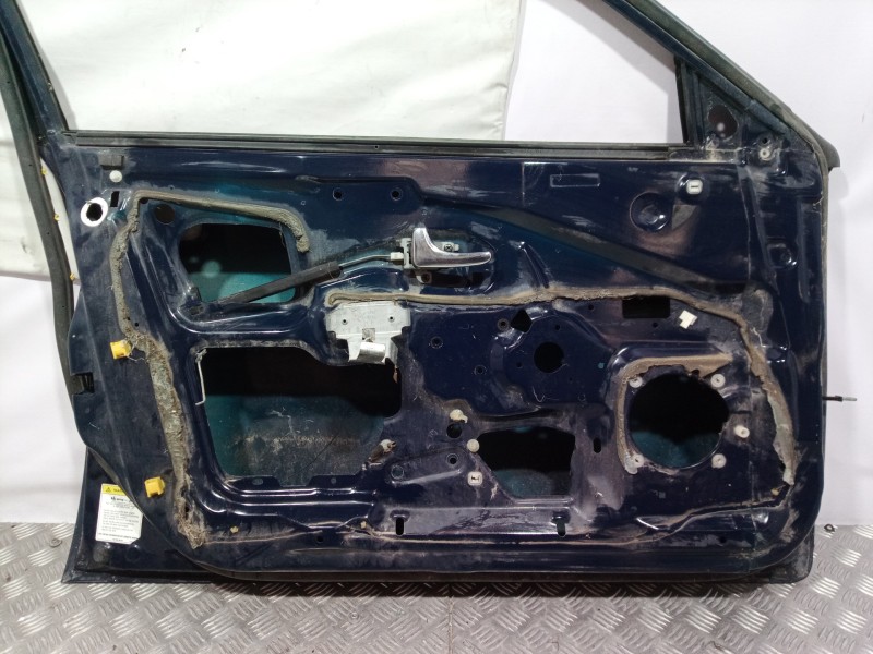 Recambio de puerta delantera izquierda para volvo s40 berlina referencia OEM IAM   