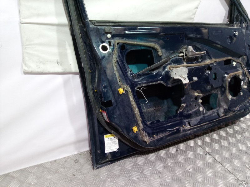 Recambio de puerta delantera izquierda para volvo s40 berlina referencia OEM IAM   