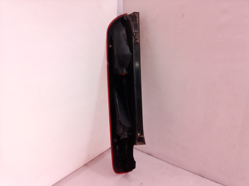 Recambio de piloto trasero izquierdo para ford focus berlina (cap) trend referencia OEM IAM   