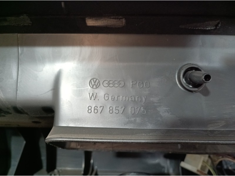 Recambio de salpicadero para volkswagen polo (867/871/873) azur coupe referencia OEM IAM 867857075 867857075 867857075