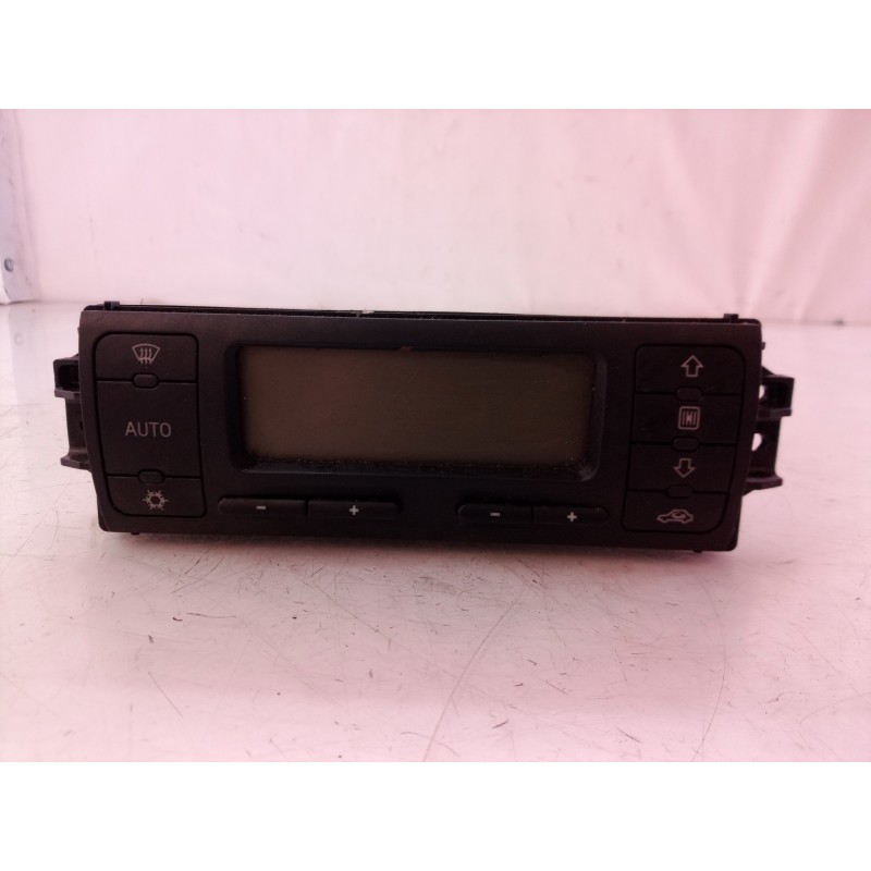 Recambio de mando climatizador para volkswagen caddy ka/kb (9k9) furg. referencia OEM IAM 1M0820043 1M0820043 5HB00797802