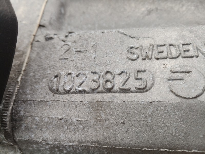 Recambio de caja cambios para volvo v40 familiar 1.9 d+ lse referencia OEM IAM 1023825 1023825 1023825