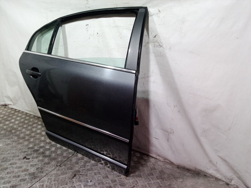 Recambio de puerta trasera derecha para skoda superb (3u4) elegance referencia OEM IAM   