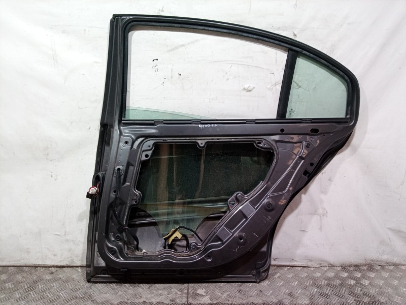 Recambio de puerta trasera derecha para skoda superb (3u4) elegance referencia OEM IAM   