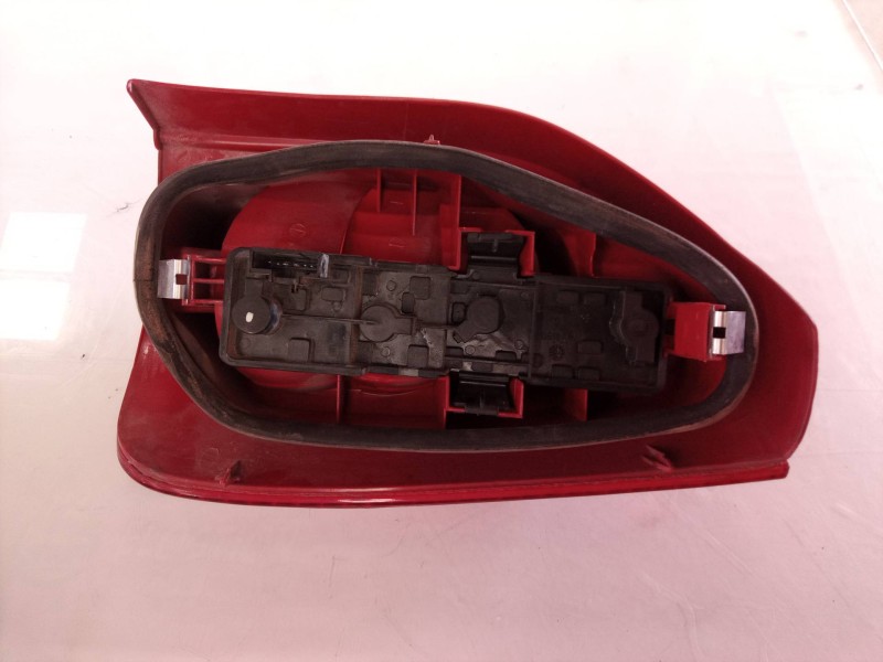 Recambio de piloto trasero izquierdo para citroën xsara picasso 2.0 hdi sx referencia OEM IAM   