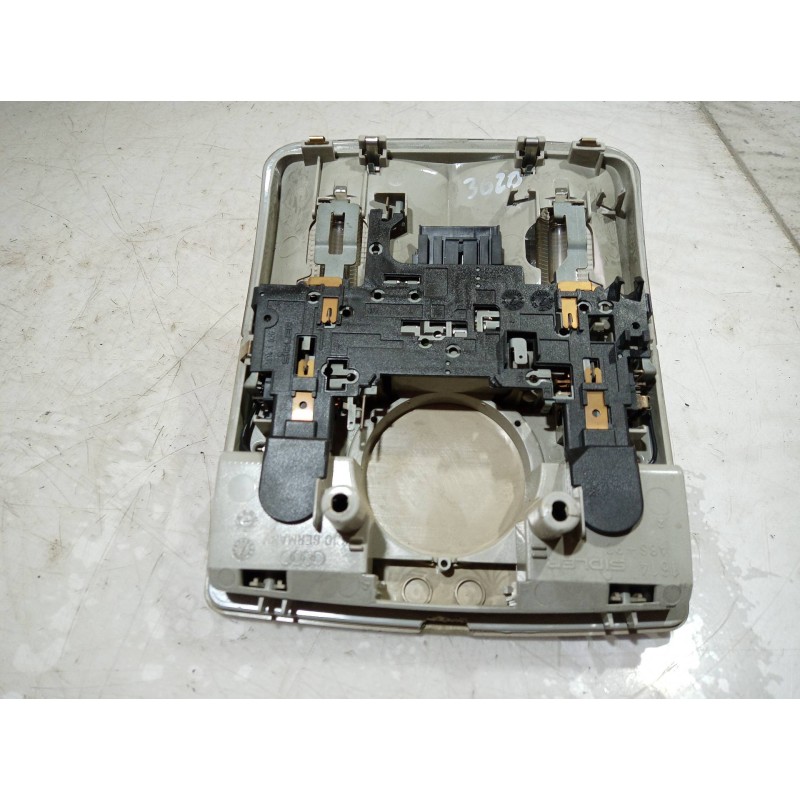 Recambio de luz interior para audi a3 (8l) 1.9 tdi ambiente referencia OEM IAM 8L0947111EFKZ 8L0947111EFKZ 8L0947111EFKZ