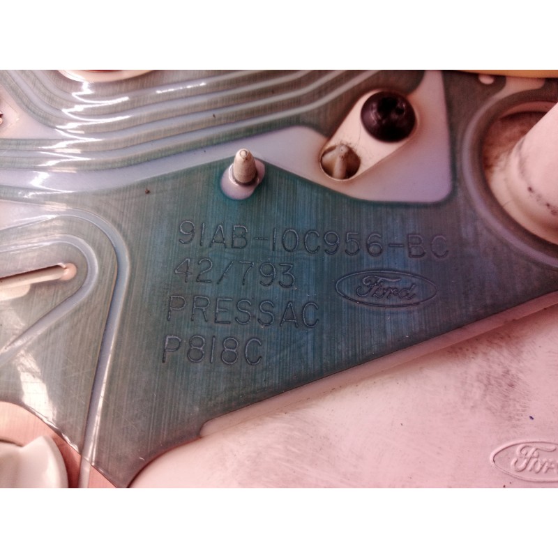 Recambio de cuadro instrumentos para ford escort berlina bravo referencia OEM IAM 91AB10C956BC 91AB10C956 91AB10C956