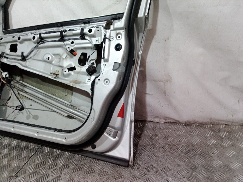 Recambio de puerta delantera derecha para bmw serie 5 berlina (e39) 530d referencia OEM IAM   