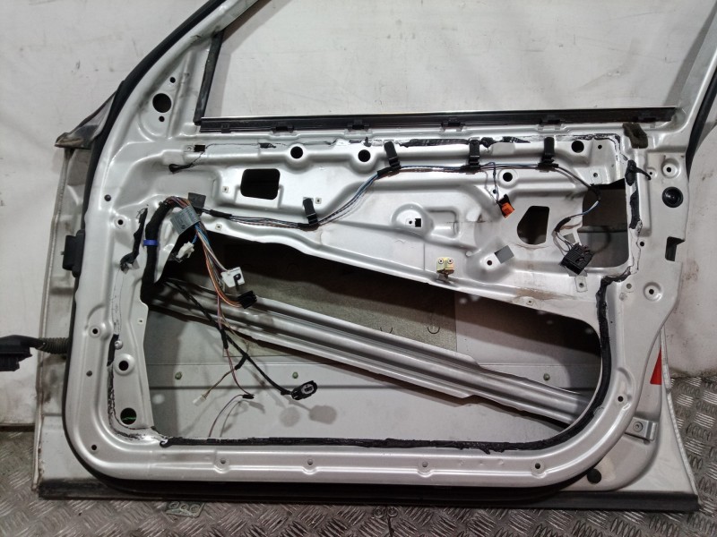 Recambio de puerta delantera derecha para bmw serie 5 berlina (e39) 530d referencia OEM IAM   
