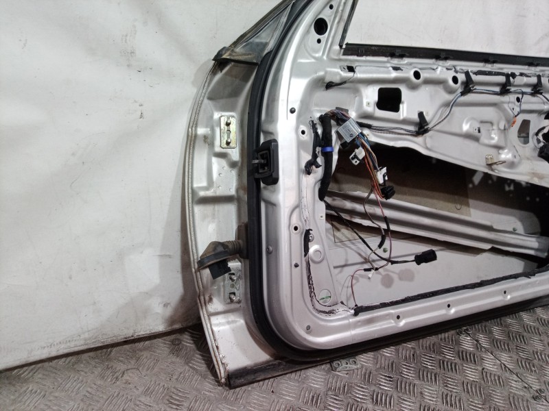 Recambio de puerta delantera derecha para bmw serie 5 berlina (e39) 530d referencia OEM IAM   