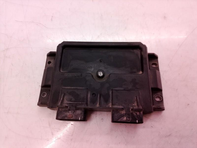 Recambio de centralita motor uce para peugeot 206 berlina xr referencia OEM IAM R04080030C R04080030 80924