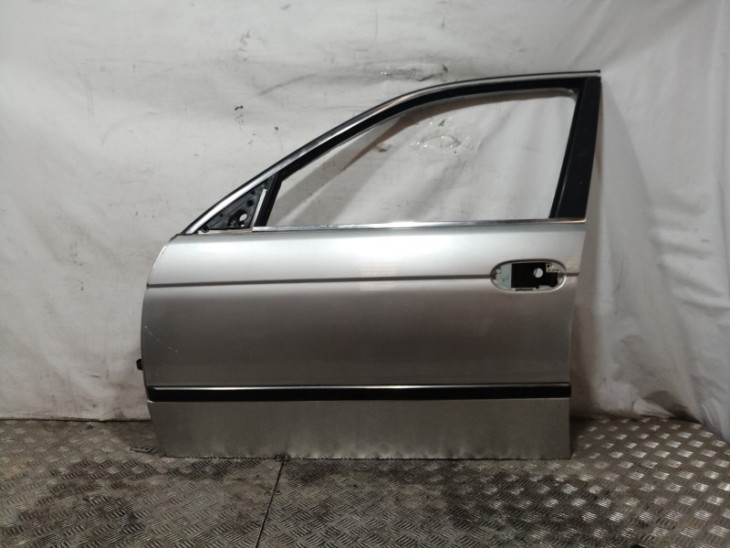 Recambio de puerta delantera izquierda para bmw serie 5 berlina (e39) 530d referencia OEM IAM   