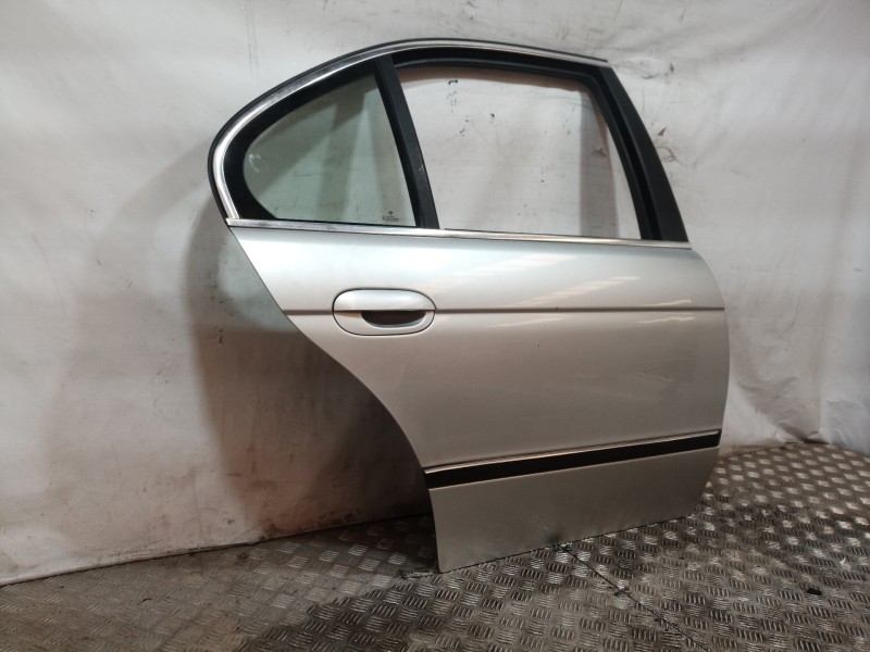 Recambio de puerta trasera derecha para bmw serie 5 berlina (e39) 530d referencia OEM IAM   