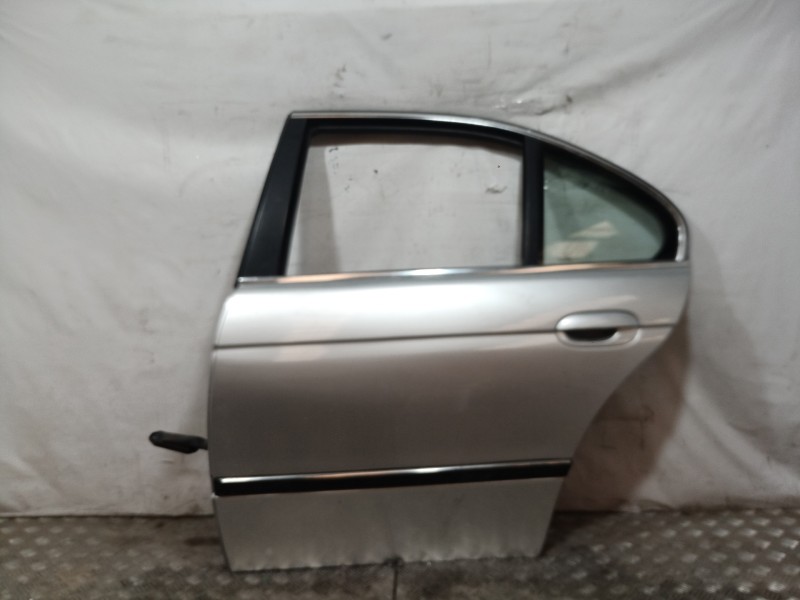 Recambio de puerta trasera izquierda para bmw serie 5 berlina (e39) 530d referencia OEM IAM   
