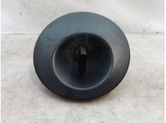 Recambio de tapa exterior combustible para renault kangoo (f/kc0) referencia OEM IAM 7700315330 7700315330 7700315330