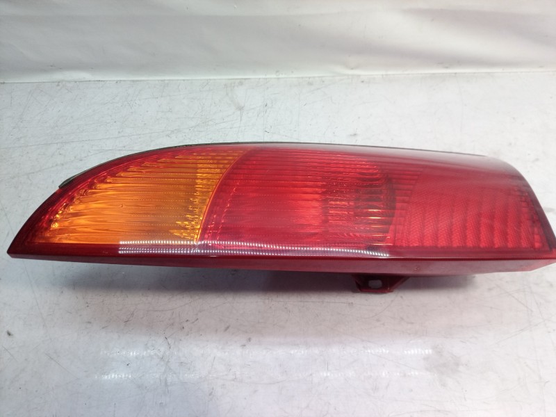 Recambio de piloto trasero izquierdo para ford focus berlina (cak) ambiente referencia OEM IAM 1150022  