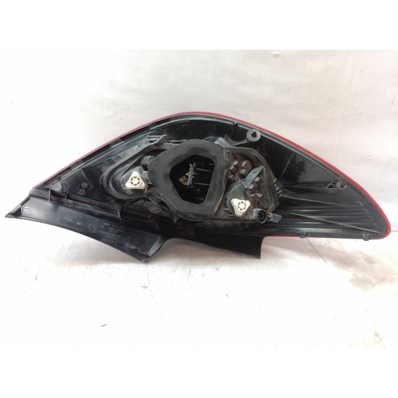 Recambio de piloto trasero derecho para opel corsa d enjoy referencia OEM IAM 13188046 13188046 89038959